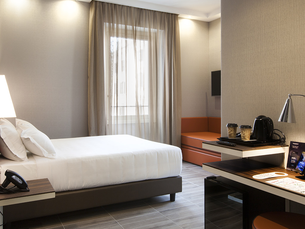 choose a modern room at smooth hotel rome repubblica